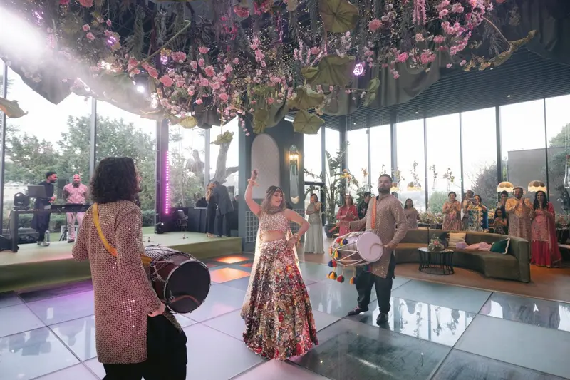 Shivali & Amrit wedding in Portugal, photo 8 of 8